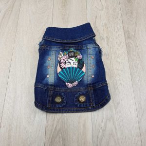 ALT ropa vaquera para perros chaqueta vaquera con dibujo de geisha japonesa en la espalda y detalle de adornos de piedras rosas